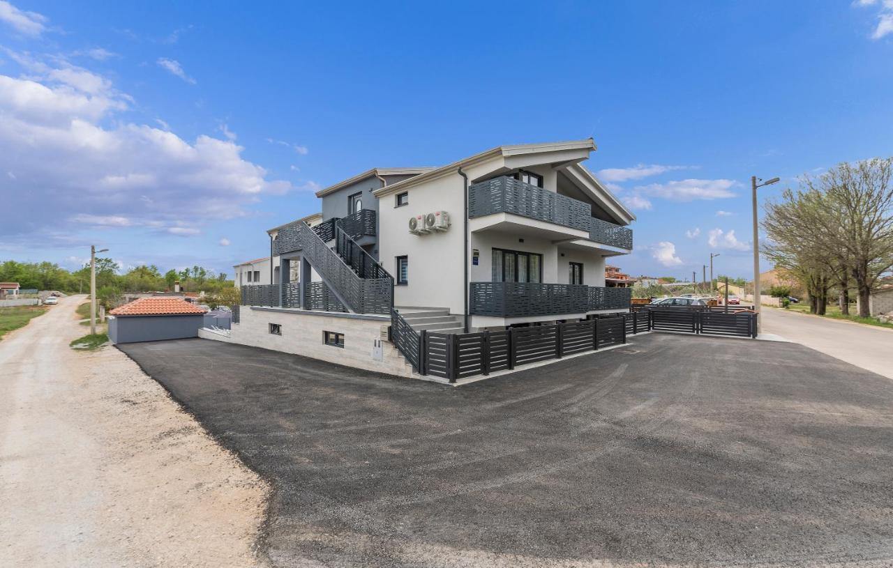 Apartmani Natalija Poreč Exteriér fotografie